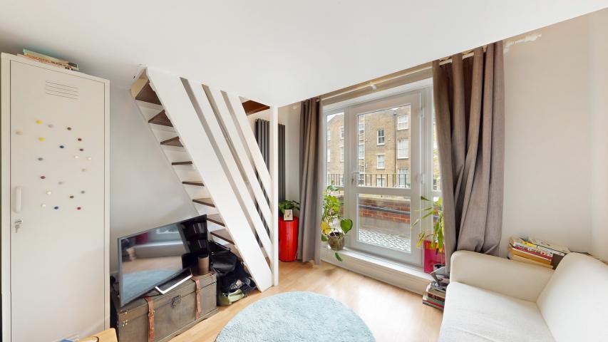 Modern Apartment with Private Balcony Sutherland Avenue, Maida Vale